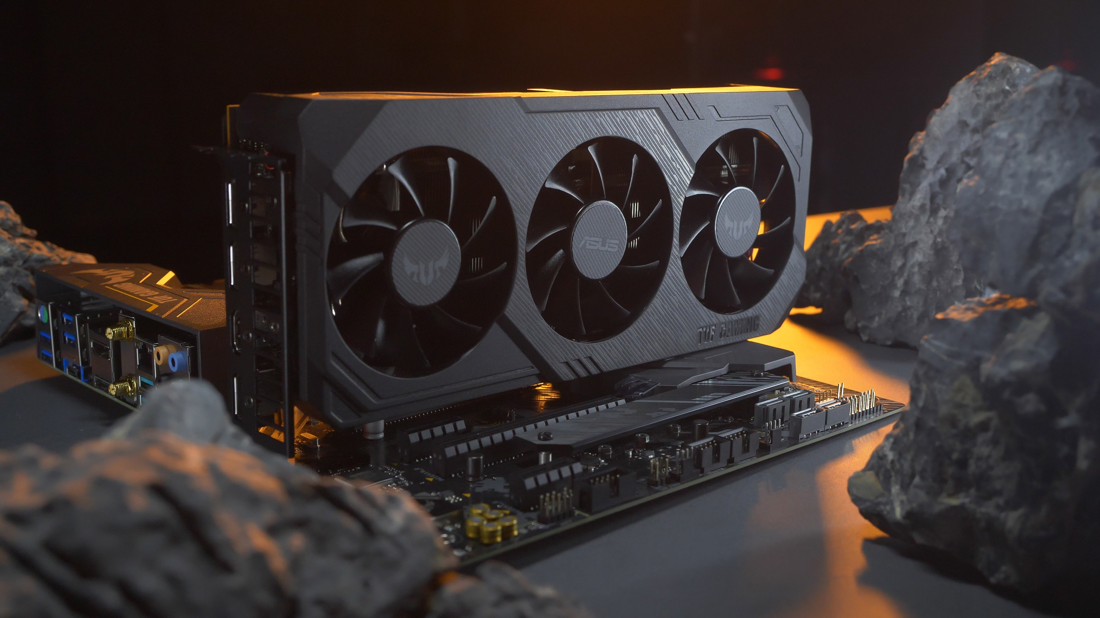 華碩Radeon RX 5700系列顯示卡重磅登場| 4Gamers